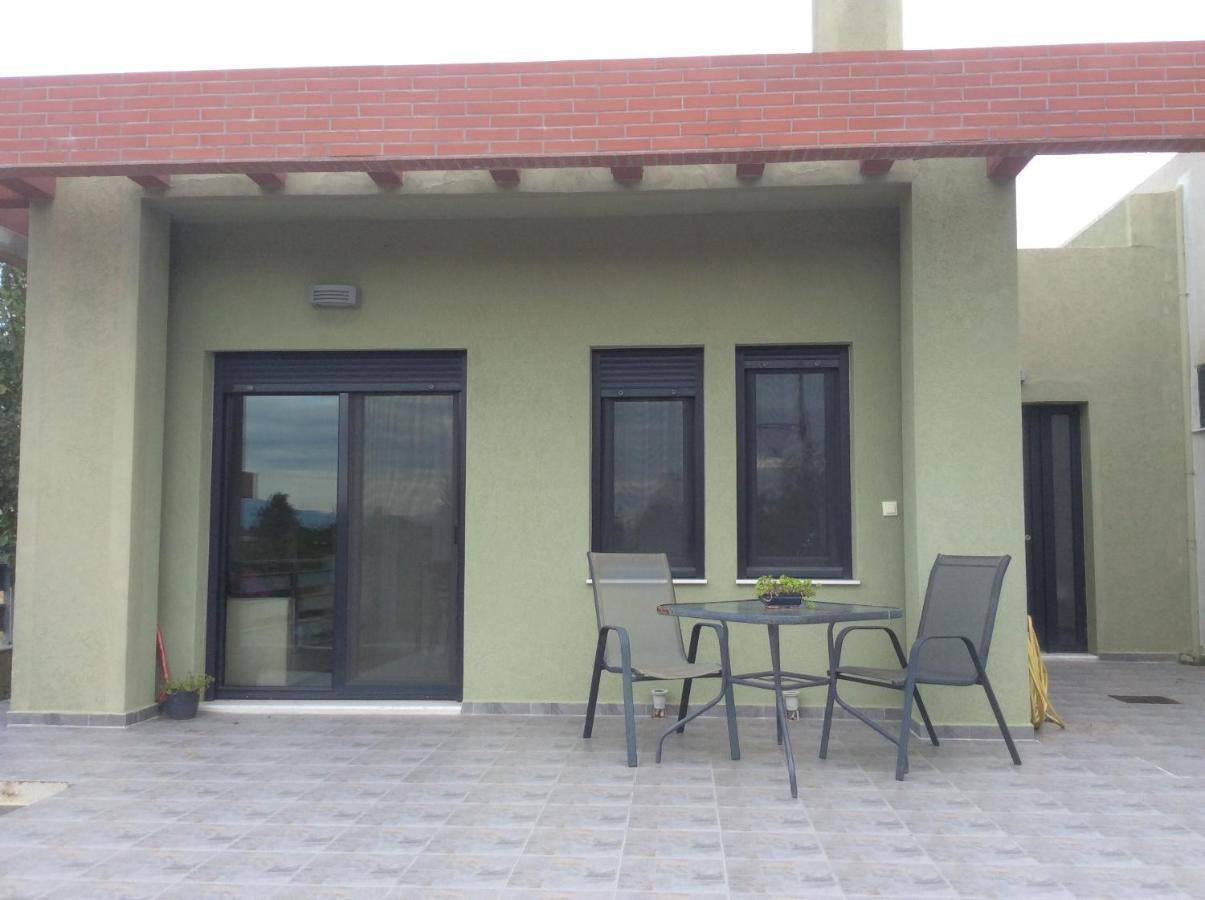 Green Guesthouse Komotini Exterior foto